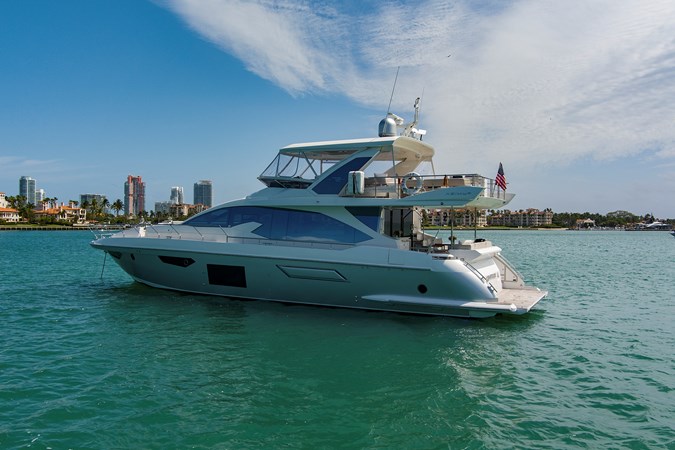 Photo of AZIMUT YACHTS GRATITUDE 72' 3