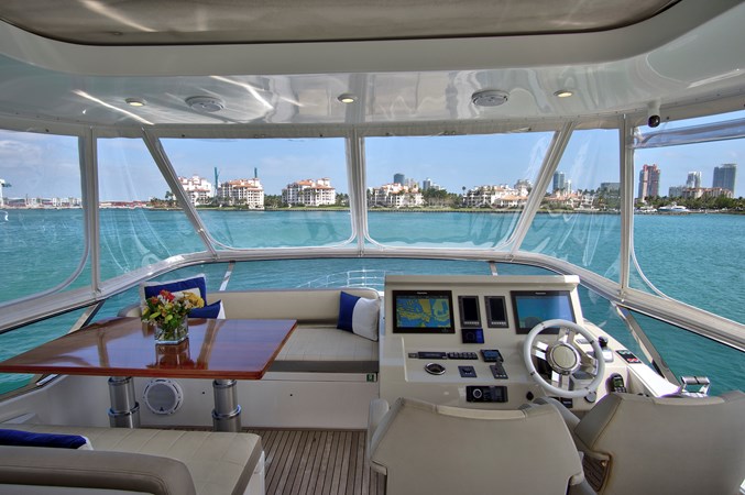 Photo of AZIMUT YACHTS GRATITUDE 72' 3