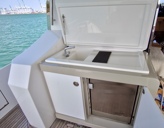 Photo of AZIMUT YACHTS GRATITUDE 72' 3