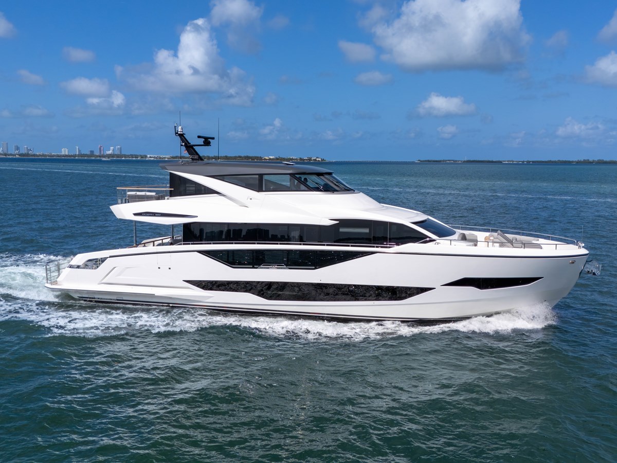 2024 Sunseeker Ocean 90 Enclosed / Ocean 182