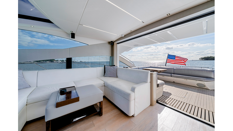 Photo of SUNSEEKER Gravitas 68'