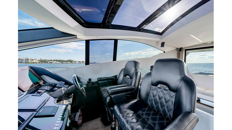 Photo of SUNSEEKER Gravitas 68'