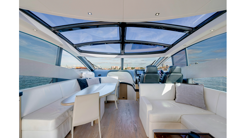 Photo of SUNSEEKER Gravitas 68'