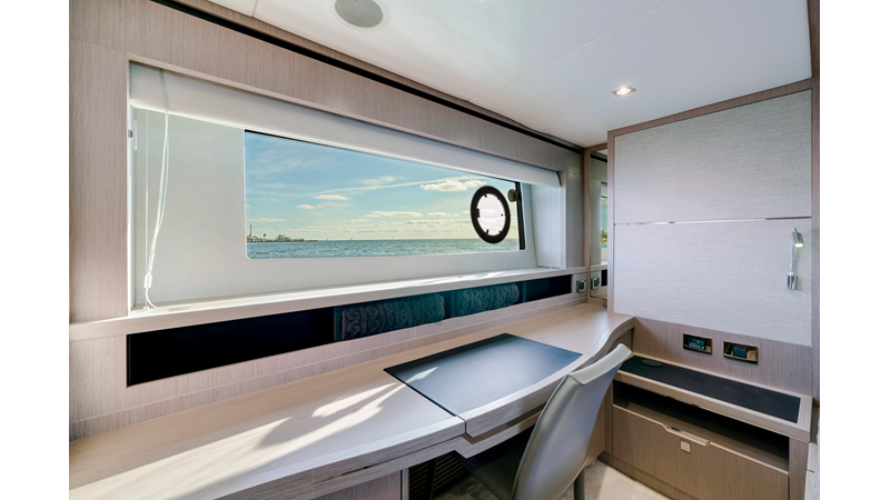 Photo of SUNSEEKER Gravitas 68'