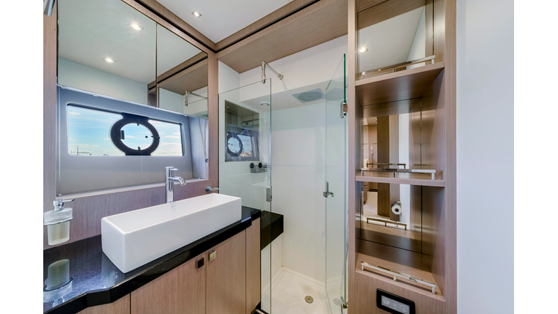 Photo of SUNSEEKER Gravitas 68'