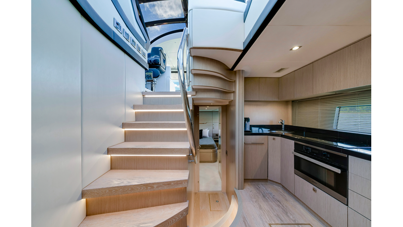 Photo of SUNSEEKER Gravitas 68'