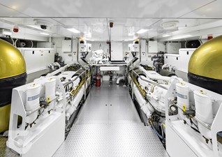 PALMER & JOHNSON 2014 KHALILAH Vessel #452060 - Photo 2