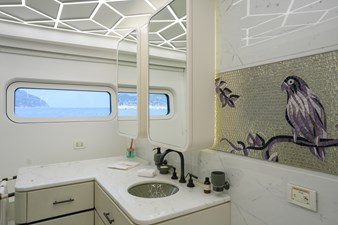 PALMER & JOHNSON 2014 KHALILAH Vessel #452060 - Photo 24