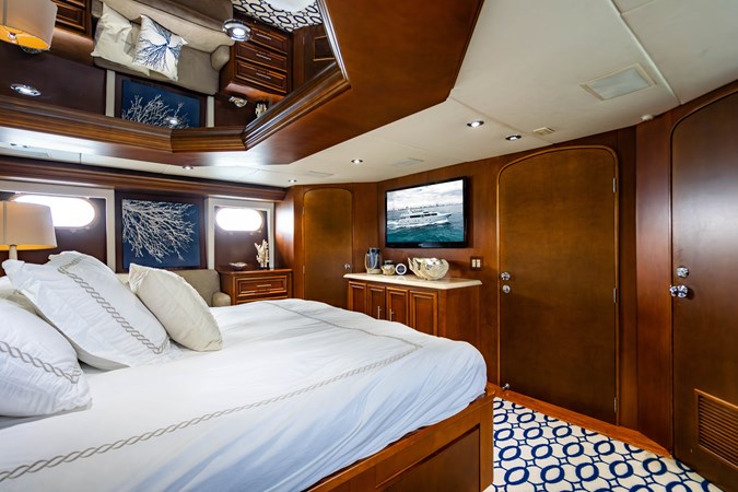 Photo of BROWARD IRON LADY 106'