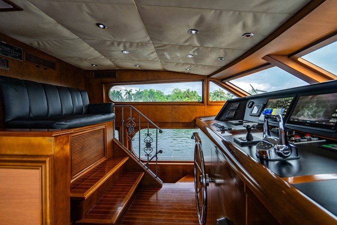 Photo of BROWARD IRON LADY 106'