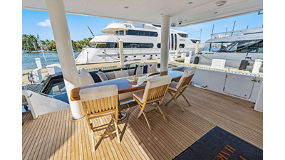 2009 HARGRAVE CUSTOM YACHTS 101 - photo 9
