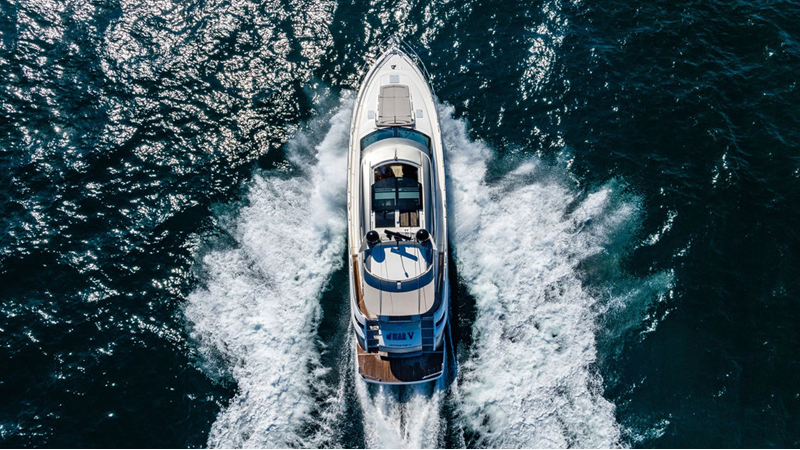 2022 RIVIERA 6000 Sport Yacht Platinum Edition