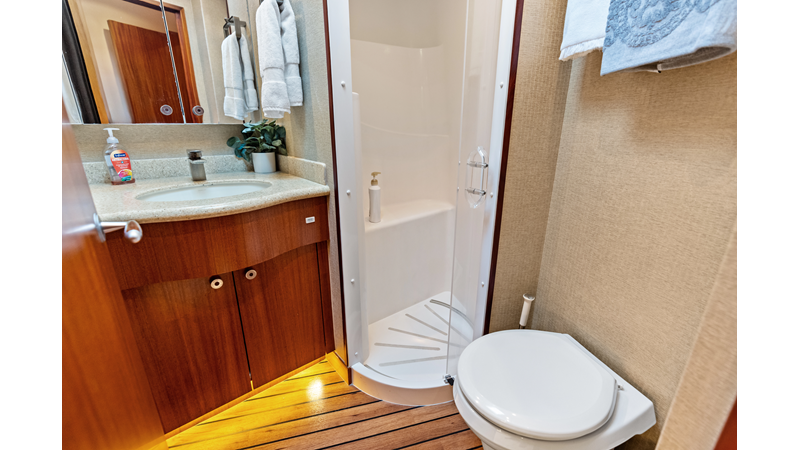 Photo of HATTERAS FIRTH'S CHASM 77'