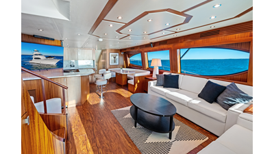 2011 HATTERAS Enclosed Bridge - photo 16