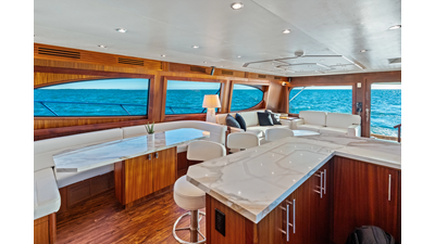 2011 HATTERAS Enclosed Bridge - photo 25