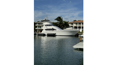 2011 HATTERAS Enclosed Bridge - photo 52