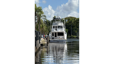 2011 HATTERAS Enclosed Bridge - photo 53