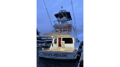 2011 HATTERAS Enclosed Bridge - photo 54