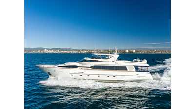 2002 DESTINY 104 Raised Pilothouse - photo 8