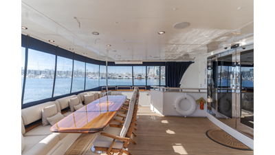 2002 DESTINY 104 Raised Pilothouse - photo 13