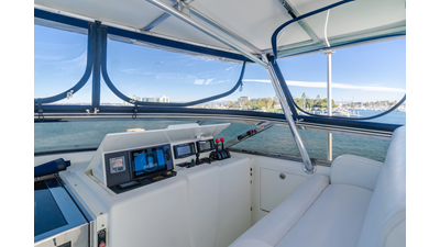 2002 DESTINY 104 Raised Pilothouse - photo 24