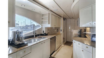 2002 DESTINY 104 Raised Pilothouse - photo 35