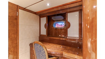 2002 DESTINY 104 Raised Pilothouse - photo 44