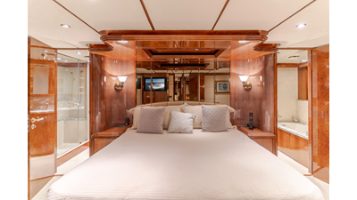 2002 DESTINY 104 Raised Pilothouse - photo 45