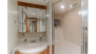 2002 DESTINY 104 Raised Pilothouse - photo 58