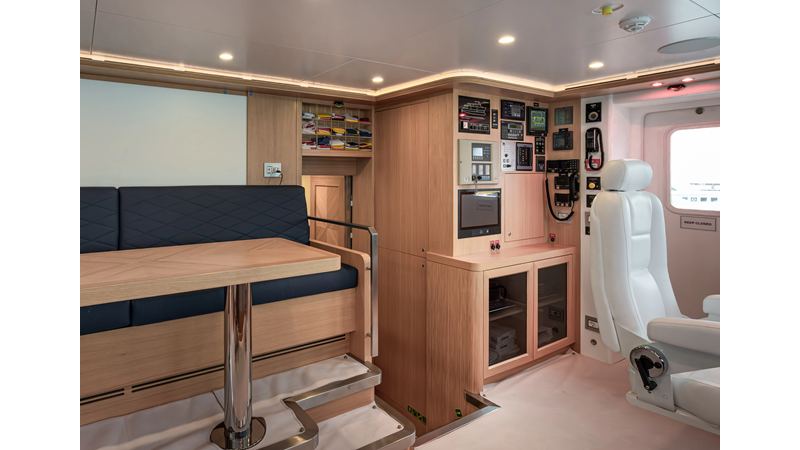 Photo of RMK MARINE SEVEN SEAS 120'