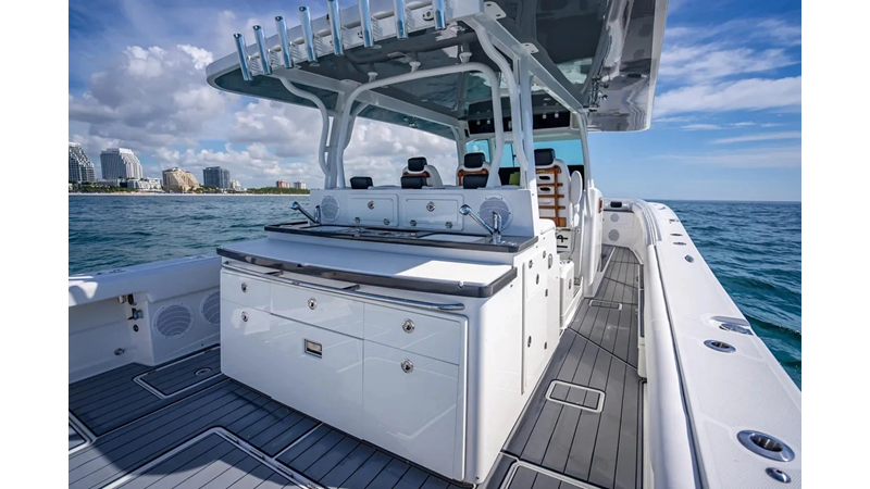 Photo of HCB DREAM CHASER 53'