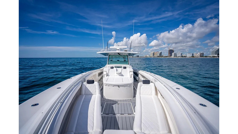 Photo of HCB DREAM CHASER 53'