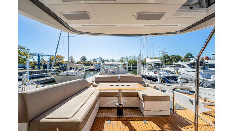 Photo of FAIRLINE FOREVER RECESS 53'
