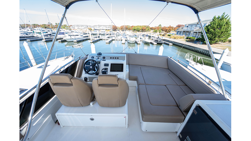 Photo of FAIRLINE FOREVER RECESS 53'