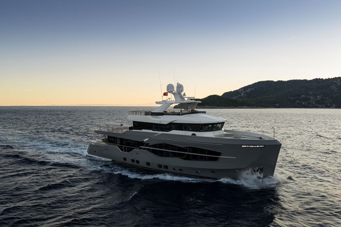 2019 NUMARINE 32XP