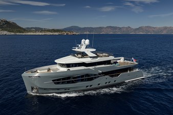 2019 NUMARINE 32XP - photo 5