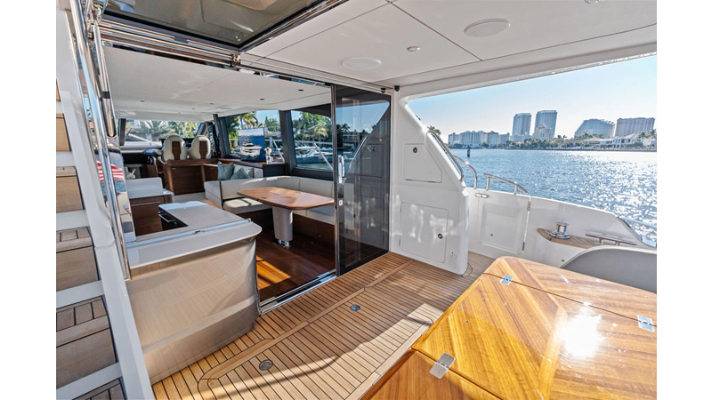 Photo of PRINCESS YACHTS R&R 65'