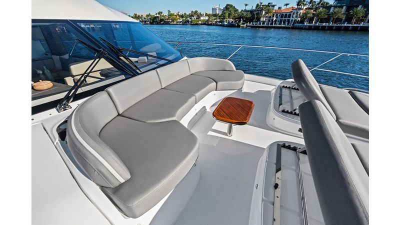 Photo of PRINCESS YACHTS R&R 65'