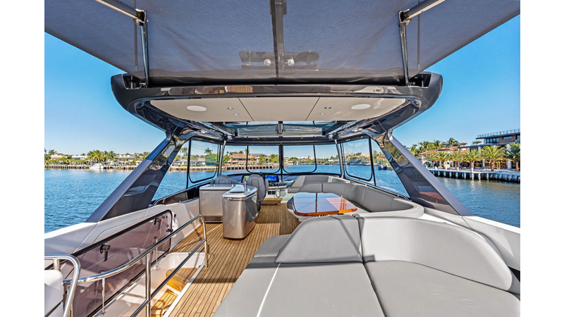 Photo of PRINCESS YACHTS R&R 65'