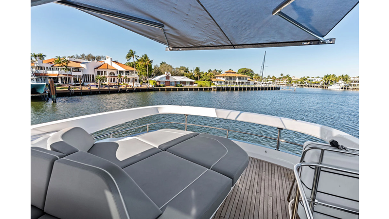 Photo of PRINCESS YACHTS R&R 65'