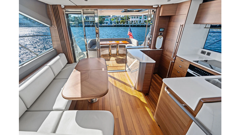 Photo of PRINCESS YACHTS R&R 65'