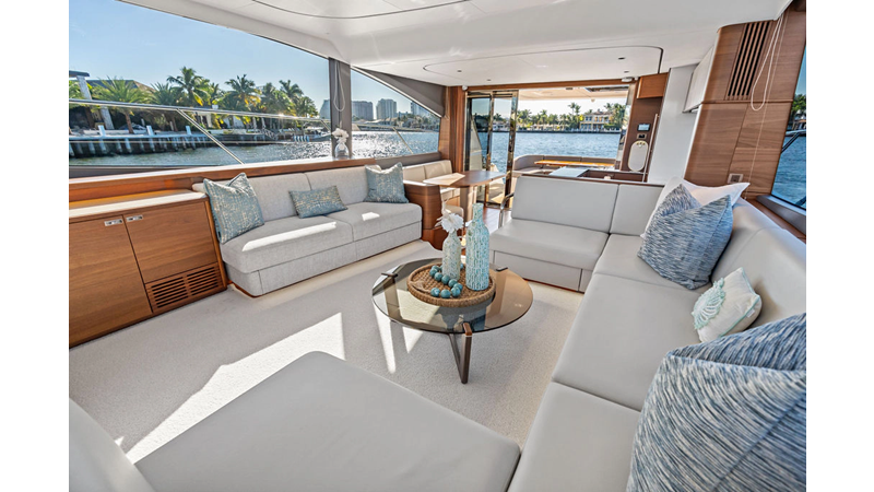 Photo of PRINCESS YACHTS R&R 65'