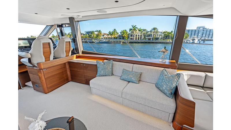 Photo of PRINCESS YACHTS R&R 65'