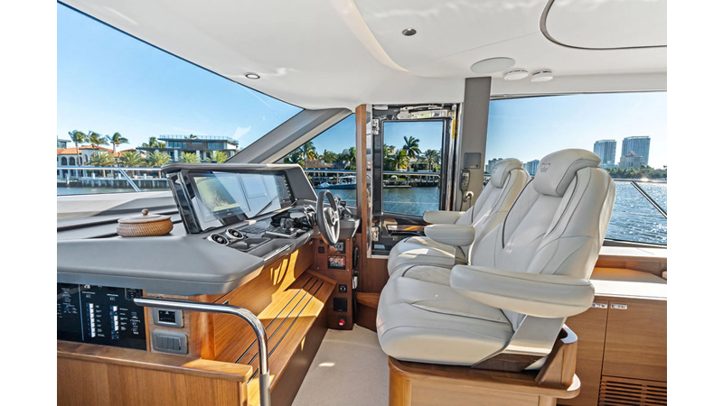 Photo of PRINCESS YACHTS R&R 65'