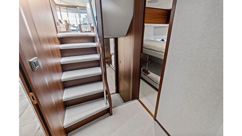 Photo of PRINCESS YACHTS R&R 65'