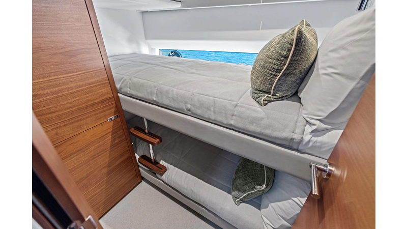 Photo of PRINCESS YACHTS R&R 65'
