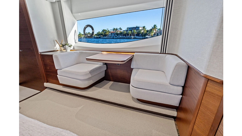 Photo of PRINCESS YACHTS R&R 65'