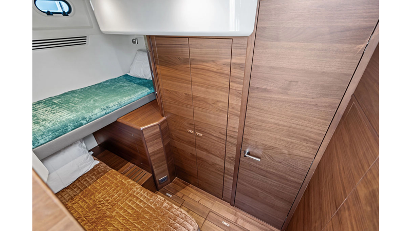 Photo of PRINCESS YACHTS R&R 65'