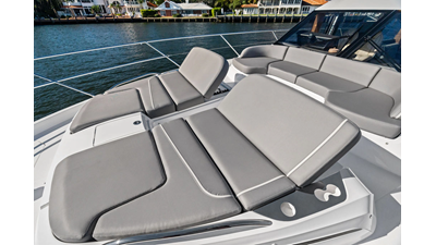 2025 PRINCESS YACHTS F65 - photo 13