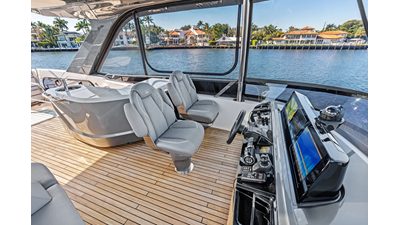 2025 PRINCESS YACHTS F65 - photo 20